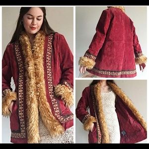 Vintage 90’s does 70’s Penny Lane style Suede jacket with faux fur trim Sz. S